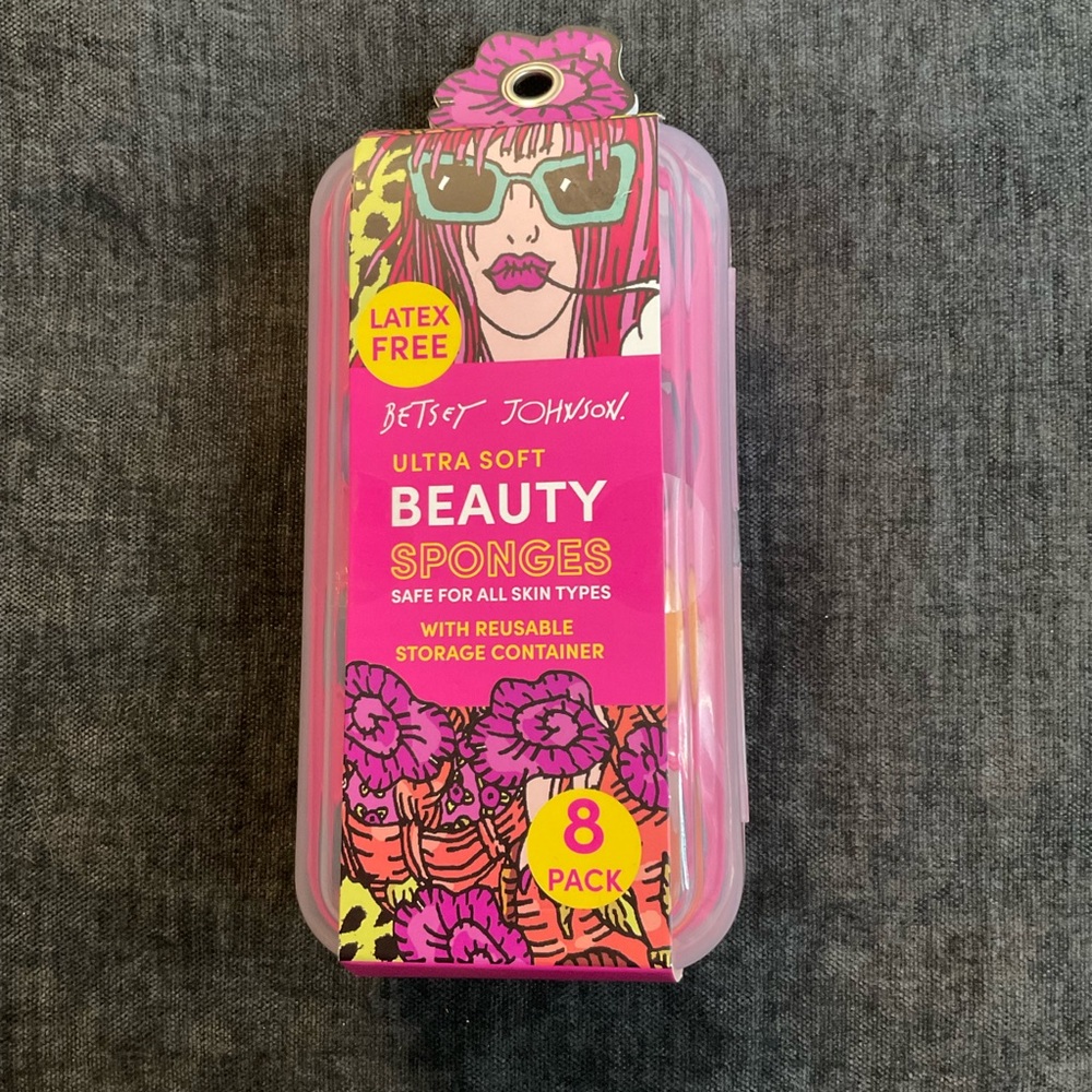 Betsey Johnson Makeup Beauty Sponges, 8 pack, rainbow colored, NWT